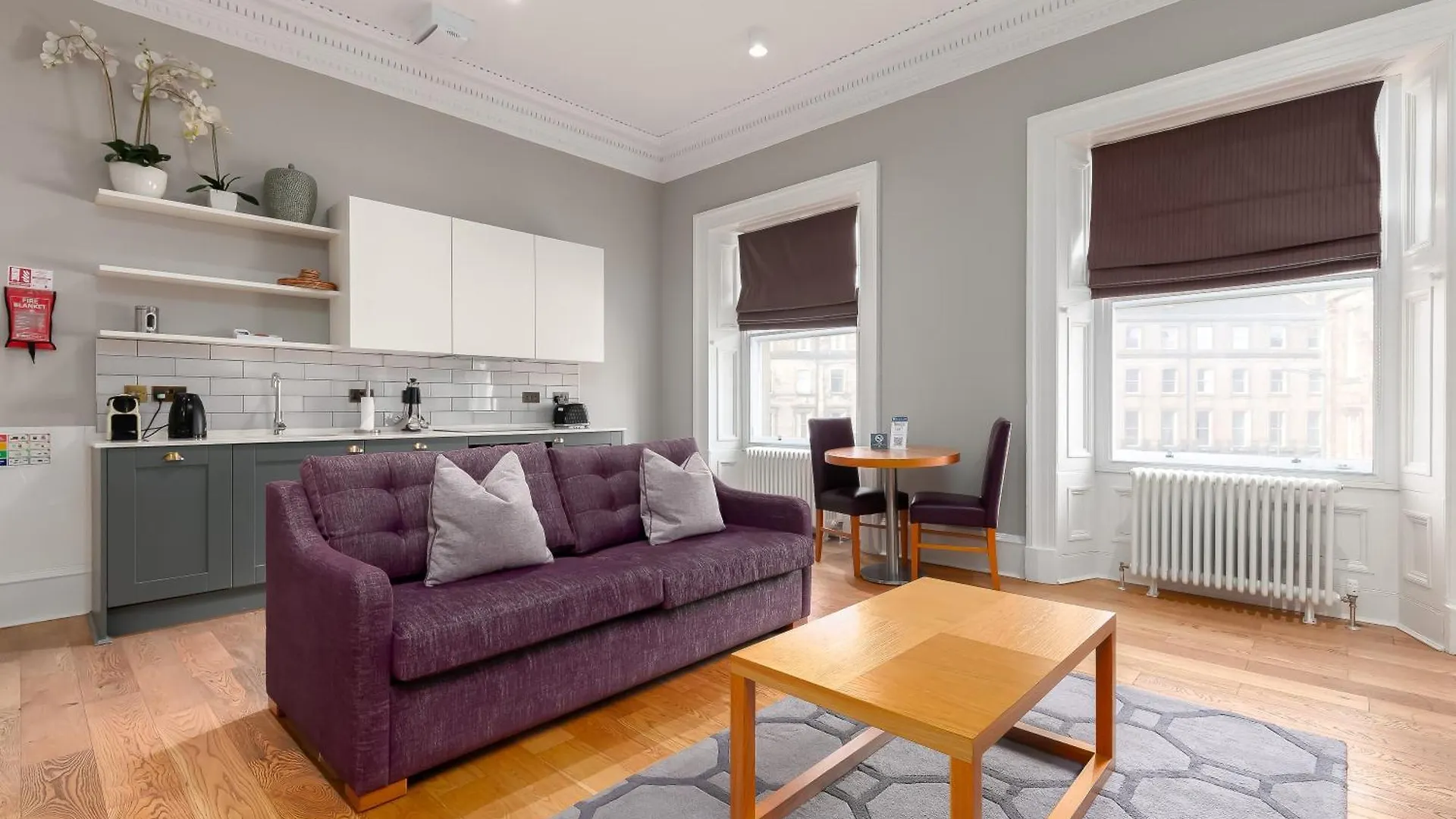 Destiny Scotland - Distillers House Apartment Edinburgh