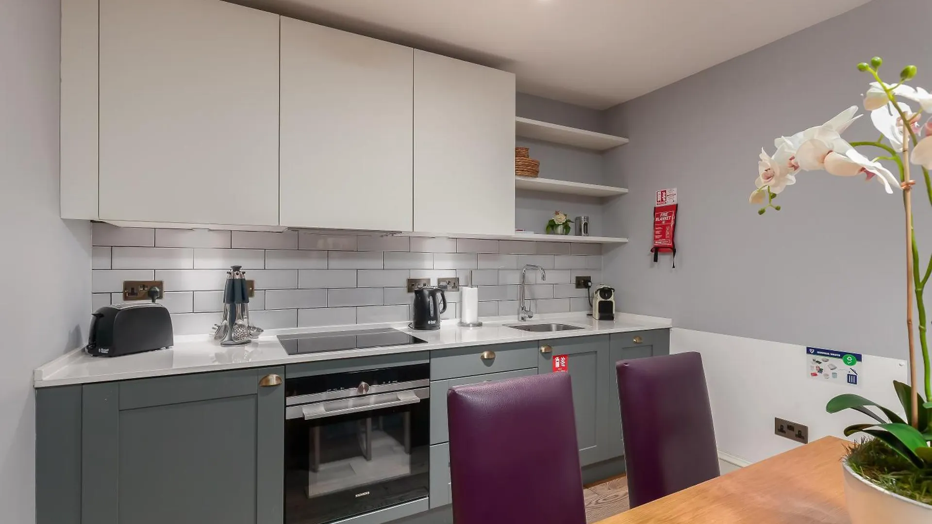Destiny Scotland - Distillers House Apartment Edinburgh 0*,  United Kingdom