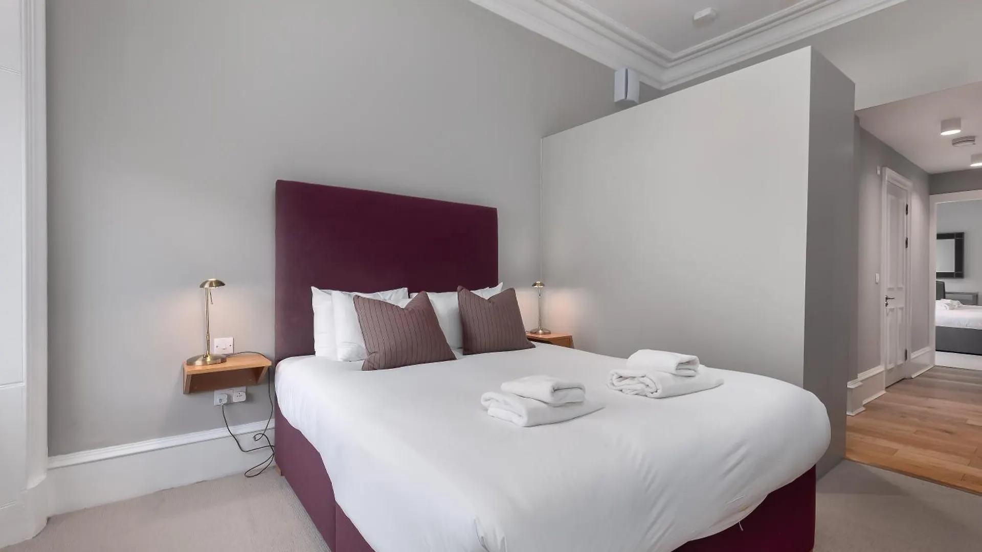 Destiny Scotland - Distillers House Apartment Edinburgh United Kingdom