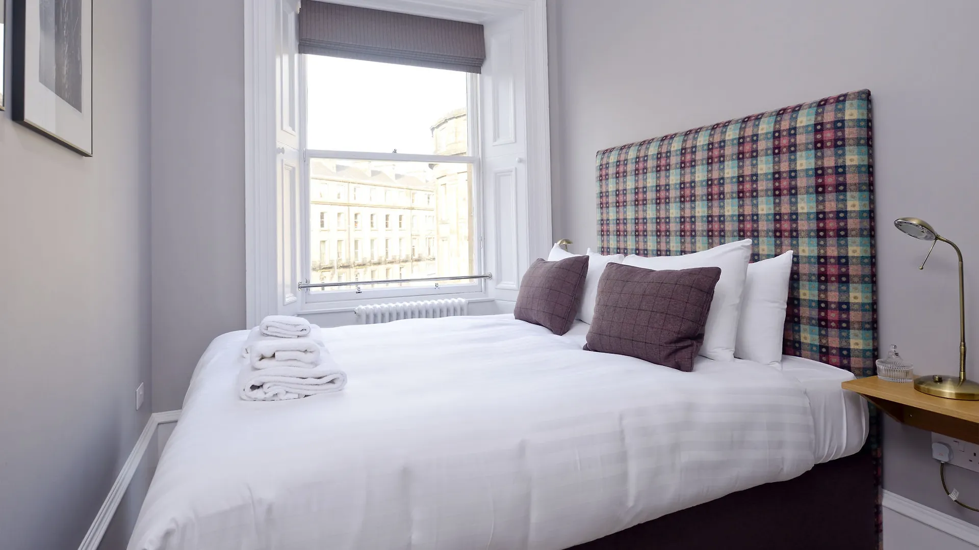 Destiny Scotland - Distillers House Apartment Edinburgh 0*,