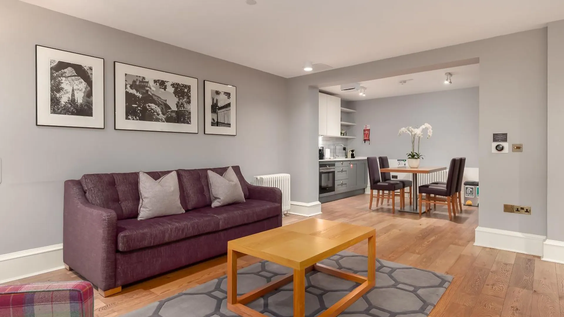 Destiny Scotland - Distillers House Apartment Edinburgh