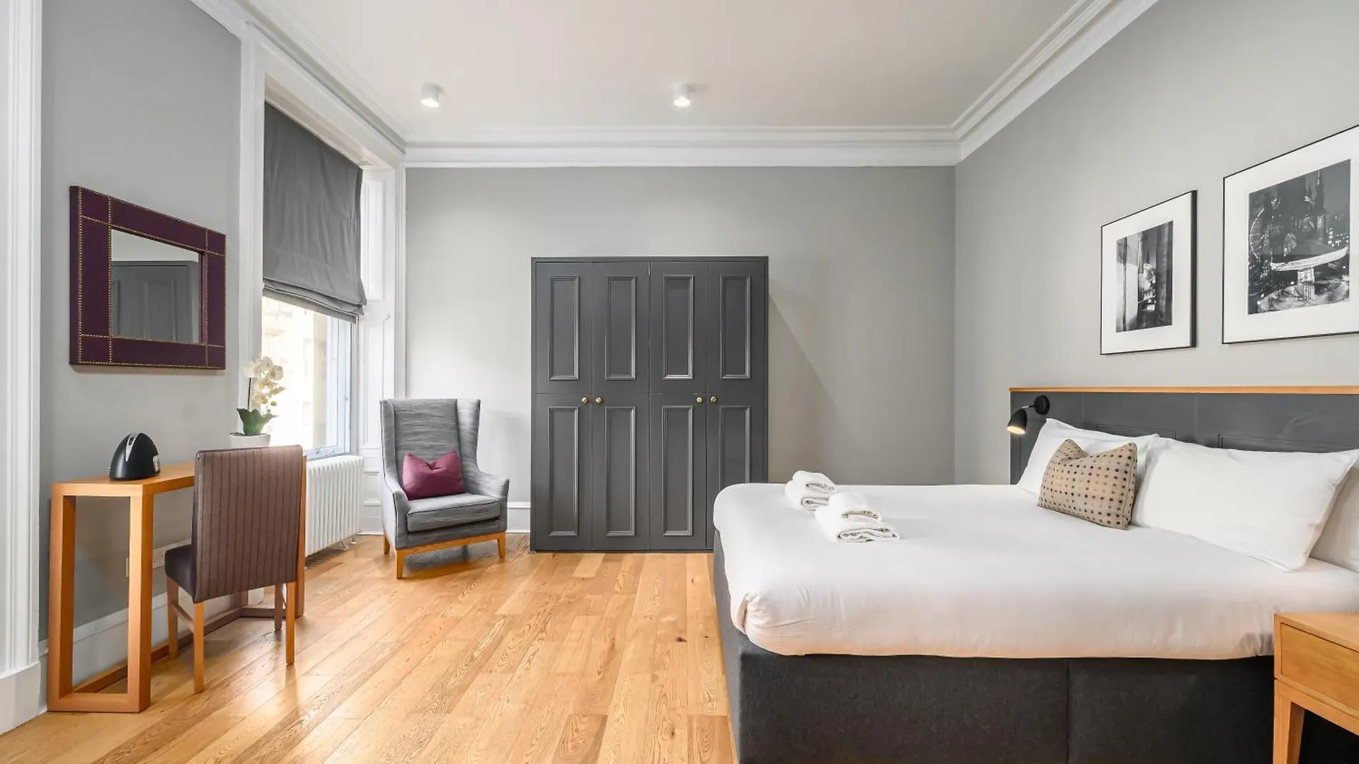 Destiny Scotland - Distillers House Apartment Edinburgh