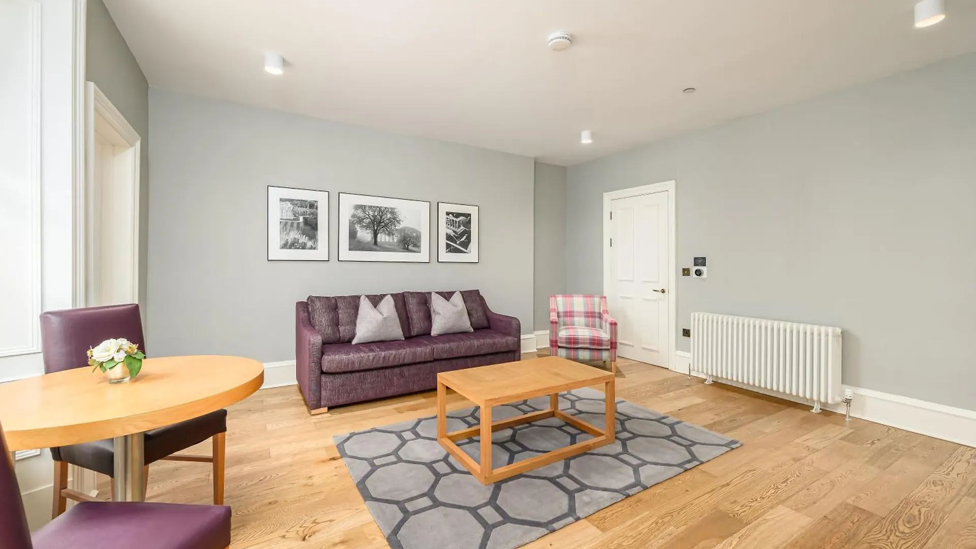 Destiny Scotland - Distillers House Apartment Edinburgh