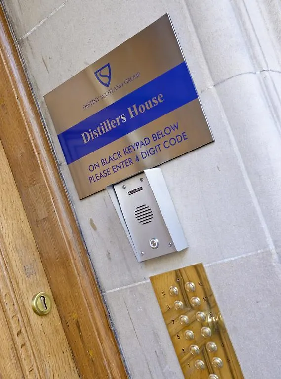 Destiny Scotland - Distillers House Apartment Edinburgh