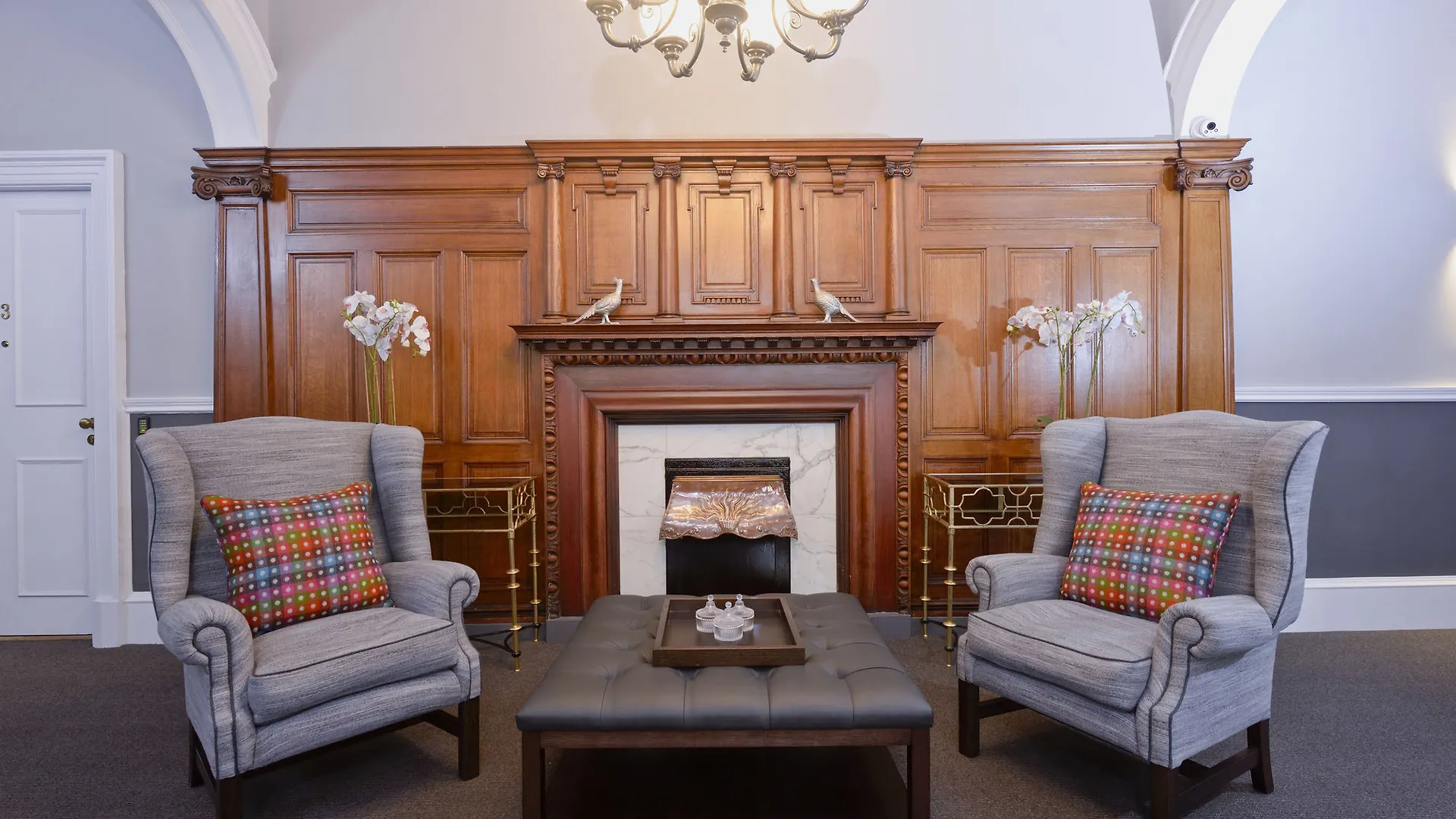 Destiny Scotland - Distillers House Apartment Edinburgh